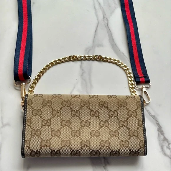 GUCCI GG Microguccissima wallet on Chain 💙❤️ - Picture 8 of 15